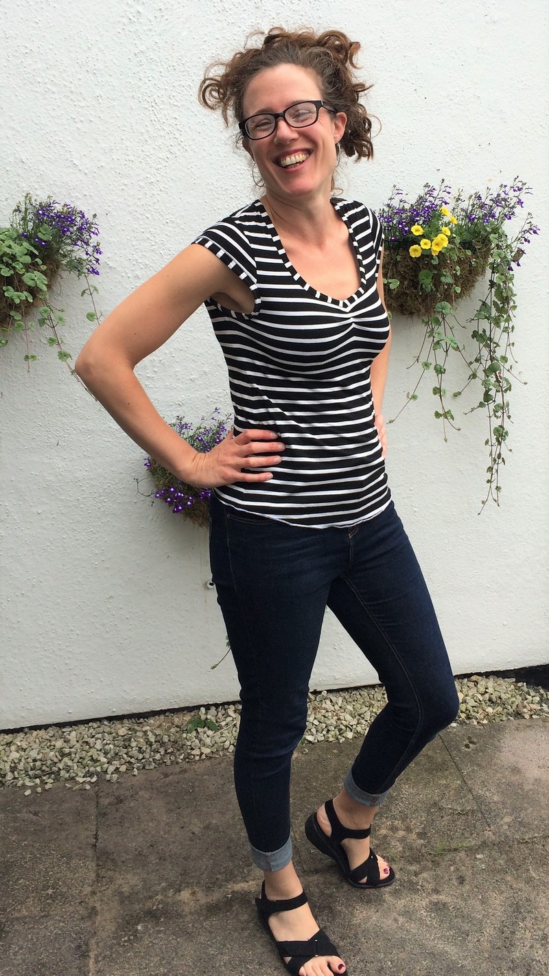 I sewed jeans! Gertie Sews Vintage Casual Cigarette Trousers